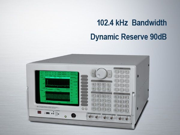 SR785 Dynamic Signal Analyzer SR785 FP en