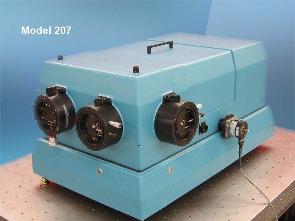 TOKYO INSTRUMENTS,INC. 株式会社東京インスツルメンツ高精度分光器                    紫外~可視~近赤外用高精度分光器。 焦点距離20cm~2m 分光波長範囲185nm~78μm