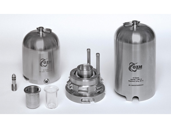 高圧ボンブ熱量計 BCA®500